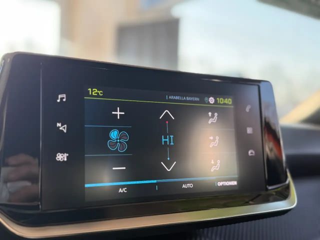 Peugeot E-2008 Active Pack