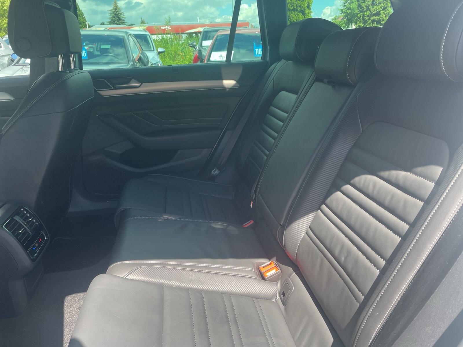 Volkswagen Passat DSG R-Line Variant