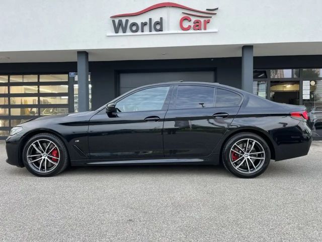 BMW 530 530d M-Sport Sedan xDrive