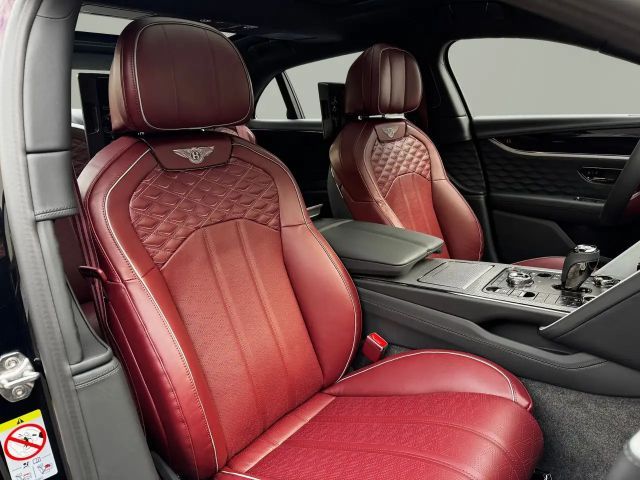 Bentley Flying Spur Hybrid V8