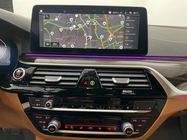 BMW 530 530d M-Sport Touring xDrive