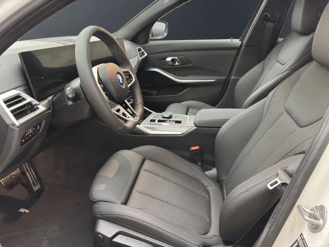 BMW 330 330e Touring