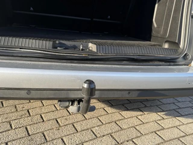 Mercedes-Benz T 180 Sedan