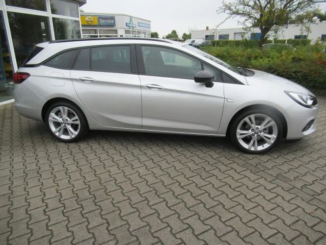 Opel Astra Sports Tourer Ultimate