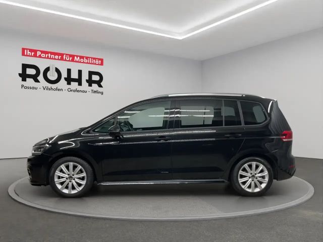 Volkswagen Touran 1.5 TSI DSG R-Line