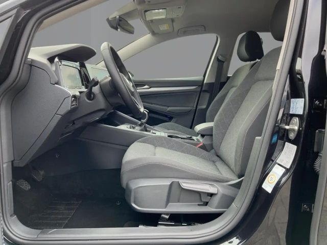 Volkswagen Golf 1.0 TSI Golf VIII Life Variant