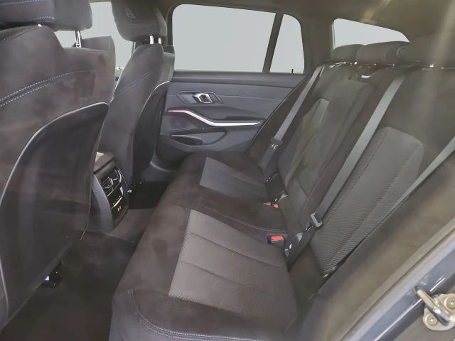 BMW 330 330i M-Sport Touring xDrive