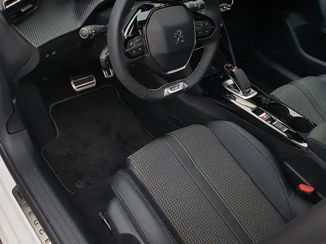 Peugeot E-208 GT-Line