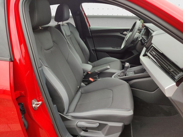 Audi A1 30 TFSI Allstreet S-Tronic