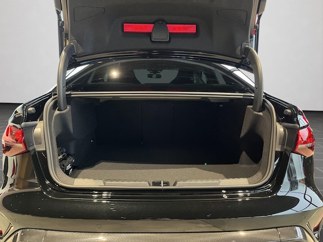 Audi RS3 Quattro S-Tronic Sedan