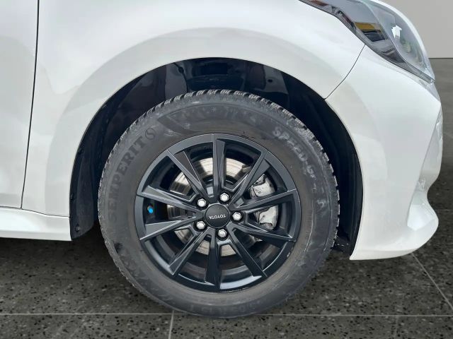 Toyota Yaris Active Hatchback Hybride