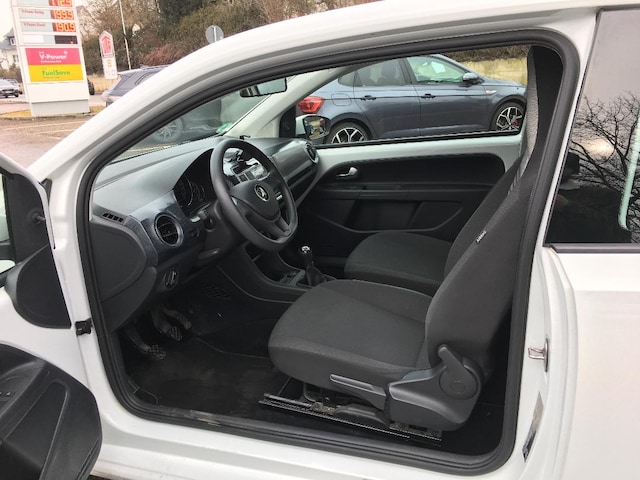 Volkswagen up! Move Move up!