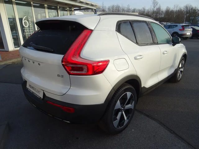 Volvo XC40 Dark Plus