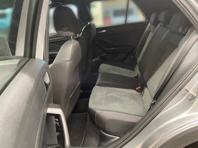 Volkswagen T-Roc IQ.Drive Pro R-Line Style