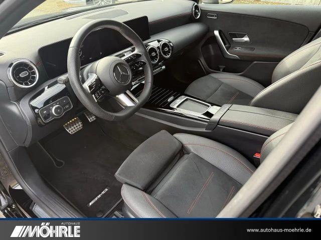 Mercedes-Benz A 180 AMG Line