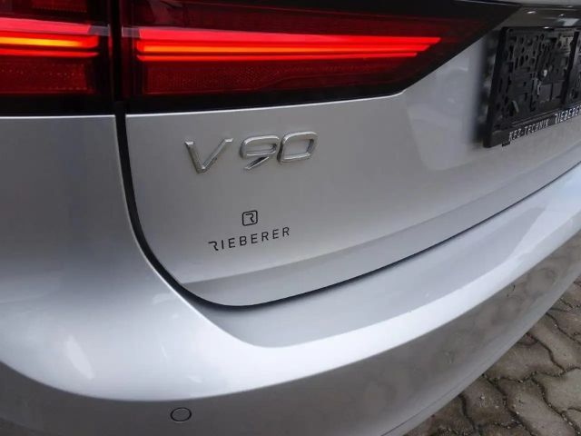 Volvo V90 Momentum