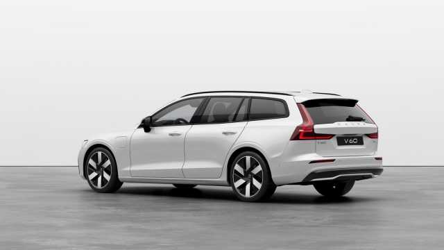 Volvo V60 Hybrid Recharge