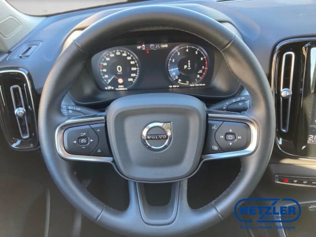 Volvo XC40 Momentum T3