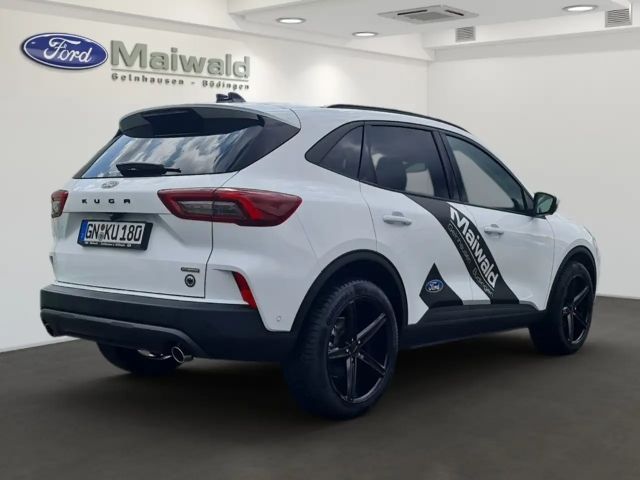 Ford Kuga Hybrid Titanium