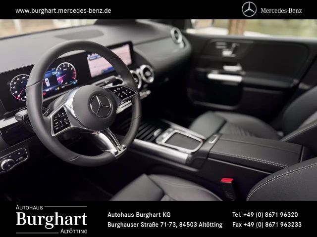 Mercedes-Benz B 200 Progressive Sedan