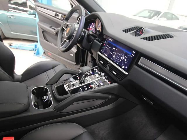 Porsche Cayenne Coupé E-Hybrid