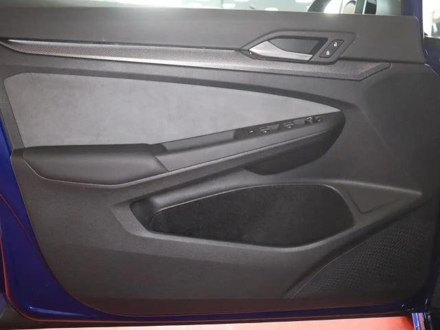 Volkswagen Golf 2.0 TSI DSG