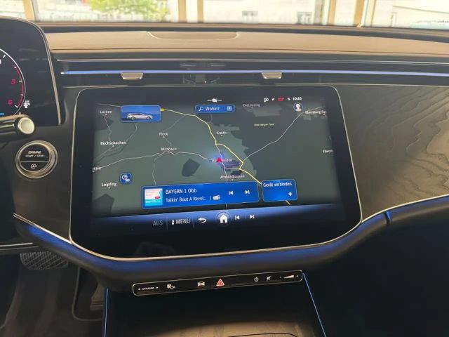 Mercedes-Benz E 220 AVANTGARDE E 220 d Estate