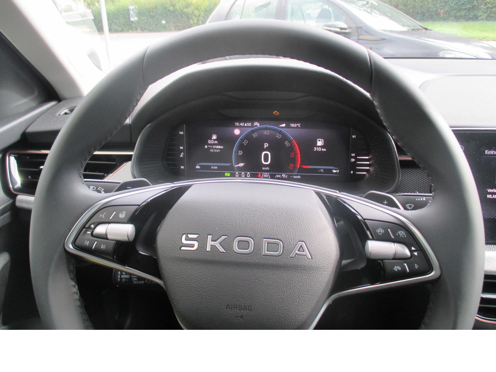 Skoda Kamiq 130 Premium 1,5TSI DSG 18´´LM/ 2*Plus/ AHK