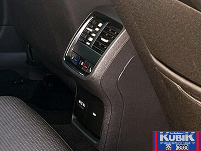 Skoda Octavia Ambition Combi Tour