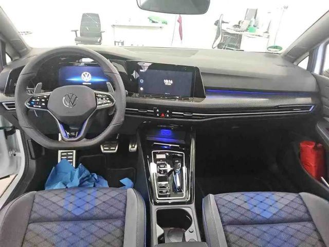 Volkswagen Golf 2.0 TSI 4Motion DSG Golf VIII