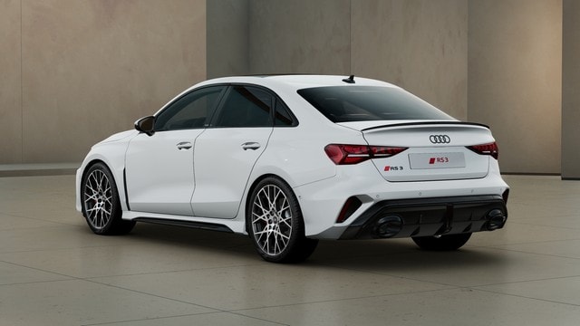 Audi RS3 Quattro S-Tronic Sedan