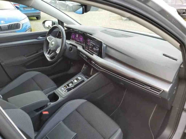 Volkswagen Golf 1.5 eTSI DSG Golf VIII