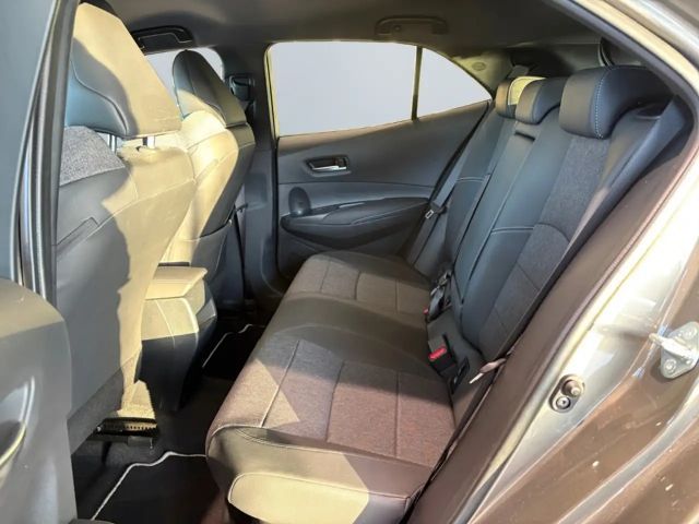 Toyota Corolla Hybride Team D