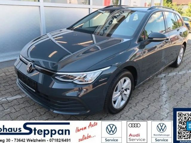 Volkswagen Golf Life Variant