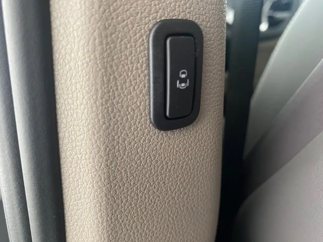 Volkswagen Multivan Style T7