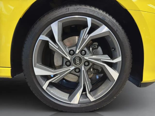 Audi A3 30 TFSI S-Line Sedan Sportback