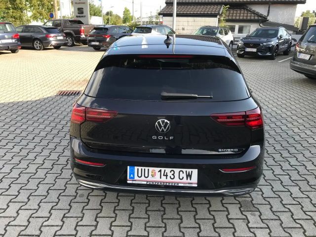 Volkswagen Golf DSG Style eHybrid