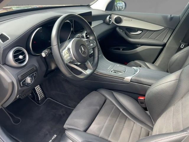 Mercedes-Benz GLC 300 4MATIC AMG Line