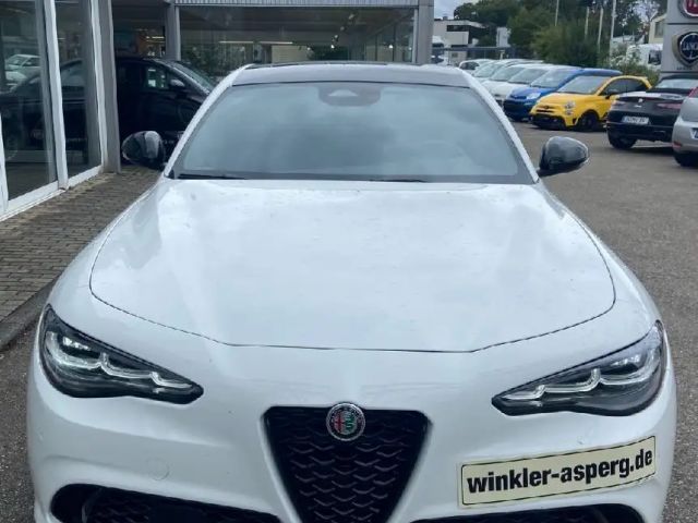 Alfa Romeo Giulia Q4