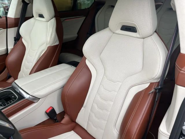 BMW M850 Coupé Gran Coupé Sedan xDrive