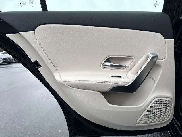 Mercedes-Benz A 200 A 200 d Hatchback