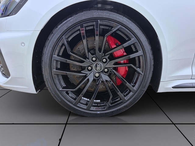 Audi RS4 Avant Quattro