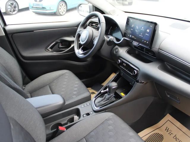 Toyota Yaris Active Hybride VVT-i