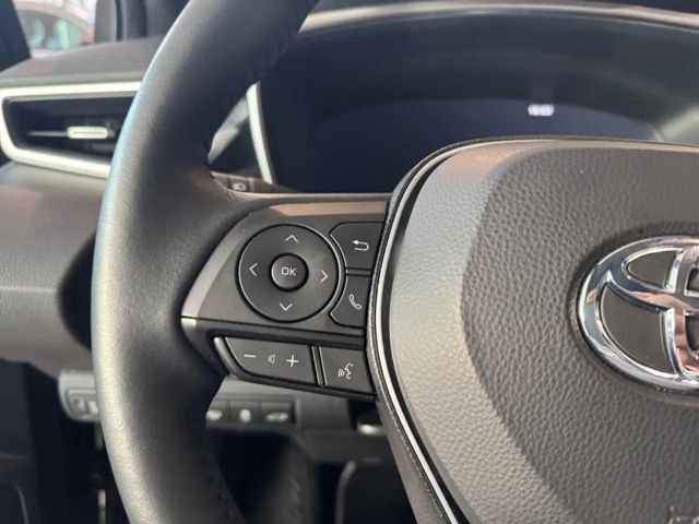 Toyota Corolla Hybride Team D