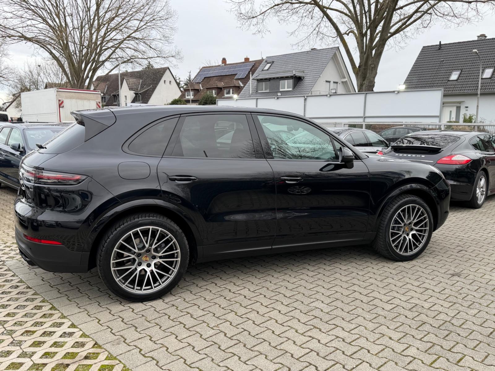 Porsche Cayenne Platinum Edition