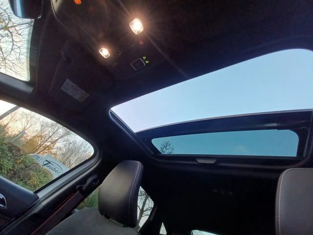 Renault Arkana E-Tech Hybrid RS