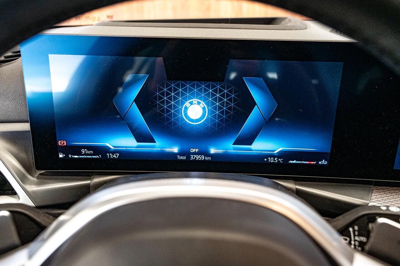 BMW 320 320i Touring