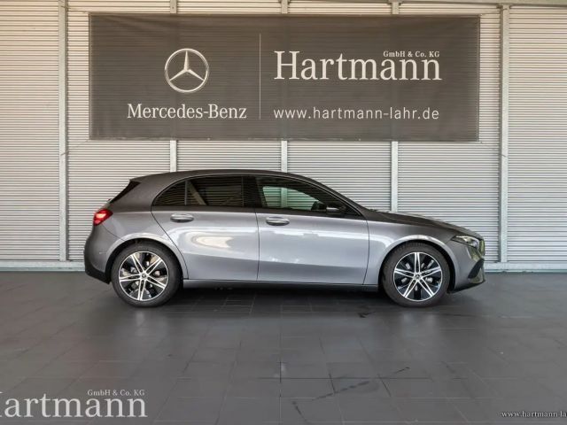 Mercedes-Benz A 200 Hatchback Progressive