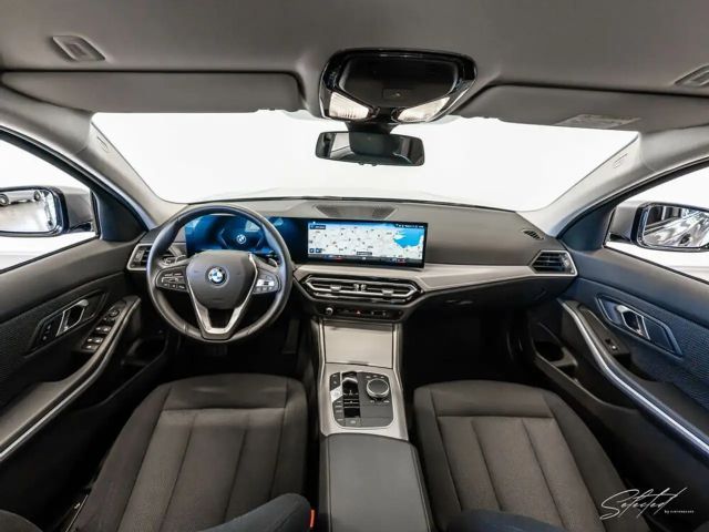 BMW 320 320d Touring xDrive