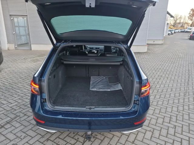 Skoda Superb Combi iV